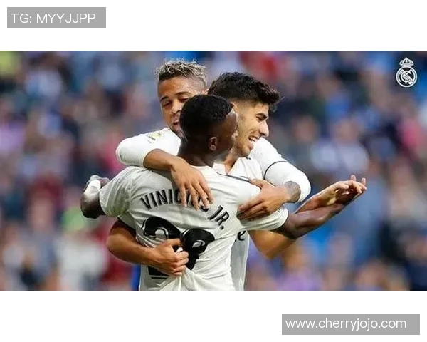 国王杯精彩对决多特蒙德3-0皇马补时进球引发全场热议与争议判罚