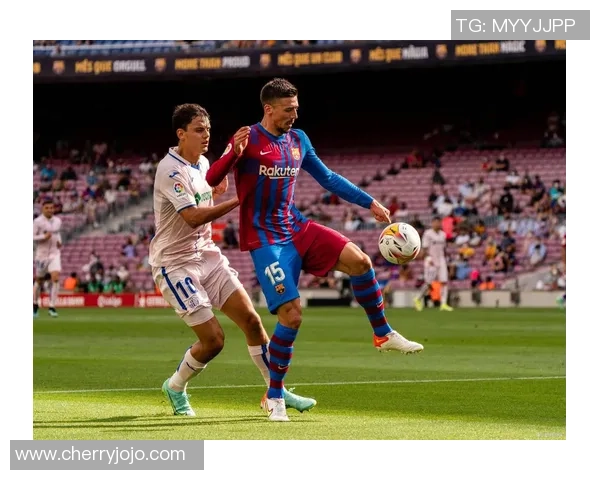 曼联逆袭巴萨6-2神奇扑救瞬间点燃全场激情解析