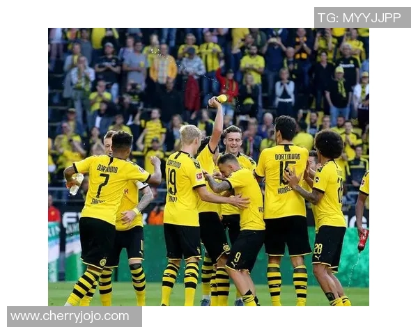 西甲精彩对决尤文图斯与多特蒙德战成平局战术解析引发全场热议