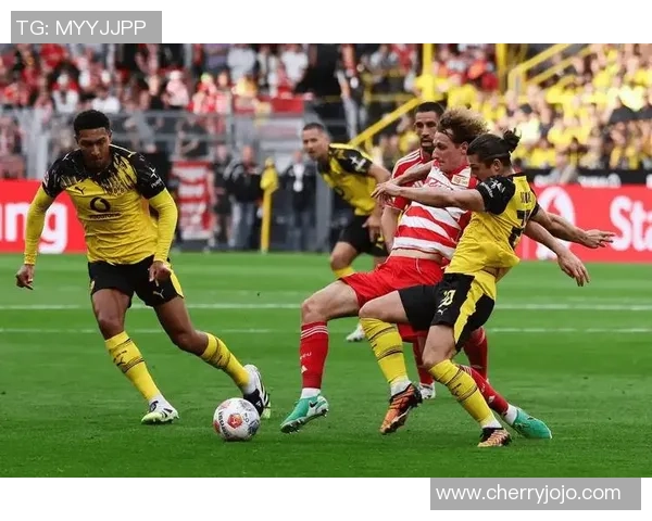 国王杯激战:多特蒙德险胜里昂4-3全场精彩瞬间回顾 国王杯激战:多特蒙德险胜里昂4-3全场精彩瞬间回顾