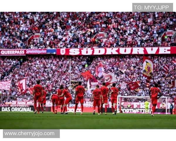 那不勒斯逆袭AC米兰上演帽子戏法引爆国王杯历史冷门瞬间 那不勒斯逆袭AC米兰上演帽子戏法引爆国王杯历史冷门瞬间