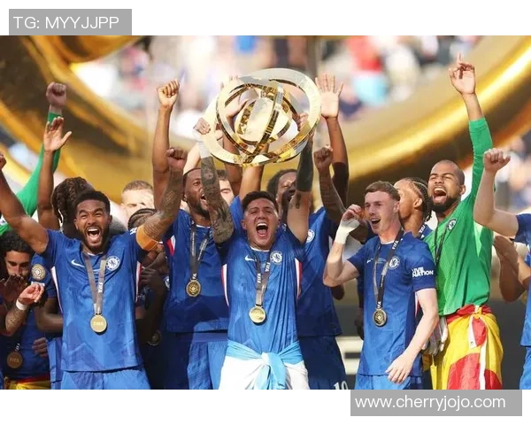 英超精彩对决切尔西大胜莱比锡争议判罚引发全场热议