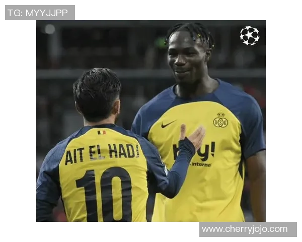 西甲惊现冷门巴黎圣日耳曼4-0莱比锡乌龙球引发全场狂欢