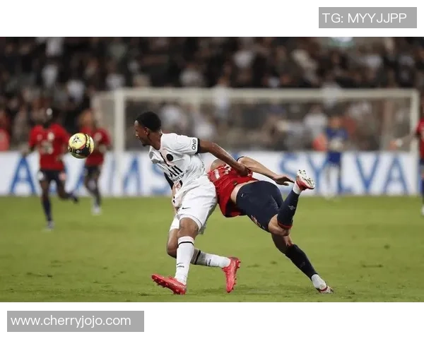 欧联杯波尔图与巴黎圣日耳曼战平点球大战引发全场热议与转会传闻